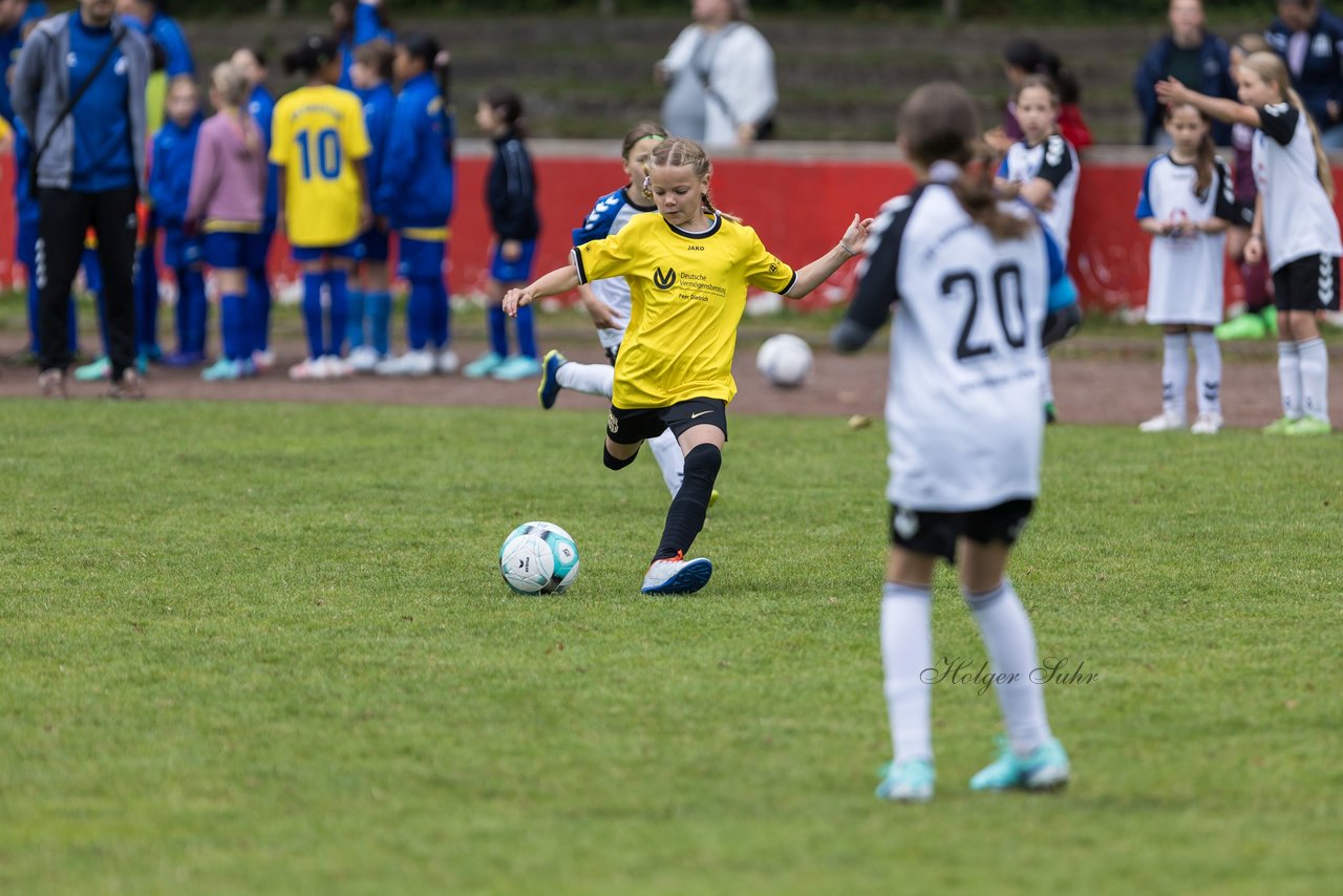 Bild 122 - Loewinnen Cup